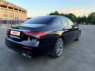 2021 Mercedes-Benz E-Класс 200 V (W213, S213, C238) Рестайлинг, чёрный, 4950000 рублей, вид 4
