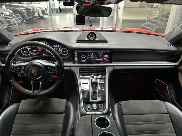 2019 Porsche Panamera GTS II, красный, 8590000 рублей - вид 13