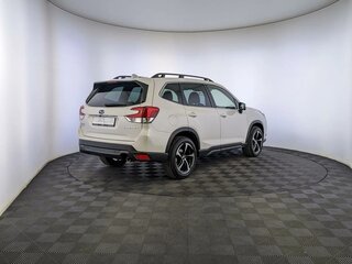 2021 Subaru Forester V Рестайлинг, белый, 2720000 рублей, вид 3
