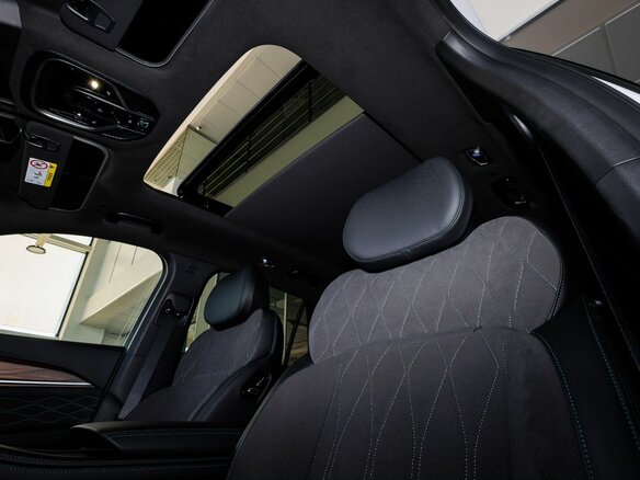 2026 Geely Monjaro I Рестайлинг, белый, 4954990 рублей - вид 10