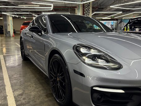 2022 Porsche Panamera 4 II Рестайлинг, серый, 9100000 рублей, вид 2