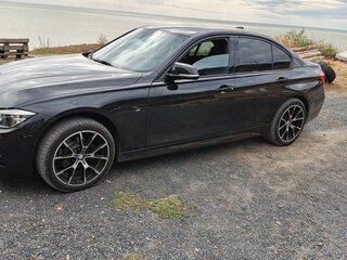 2017 BMW 3 серии 320i xDrive VI (F3x) Рестайлинг, чёрный, 2400000 рублей, вид 5