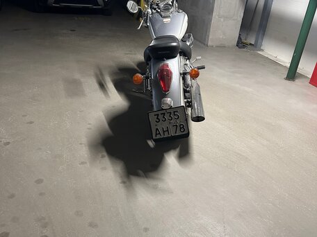 2005 Honda VT 750, серебристый, 550000 рублей, вид 1