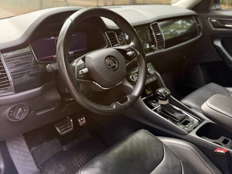 2021 Skoda Kodiaq I, зелёный, 3200000 рублей, вид 4