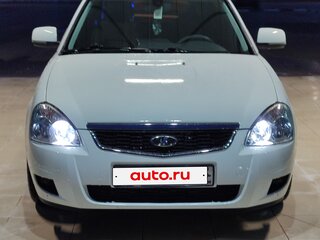 2015 Lada (ВАЗ) Priora I Рестайлинг, белый, 800000 рублей, вид 3
