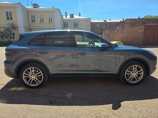 2020 Porsche Cayenne III, голубой, 7300000 рублей, вид 4