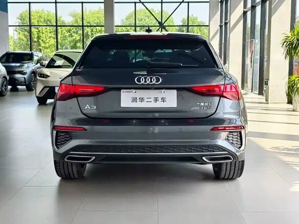 2023 Audi A3 35 TFSI IV (8Y), серебристый - вид 4