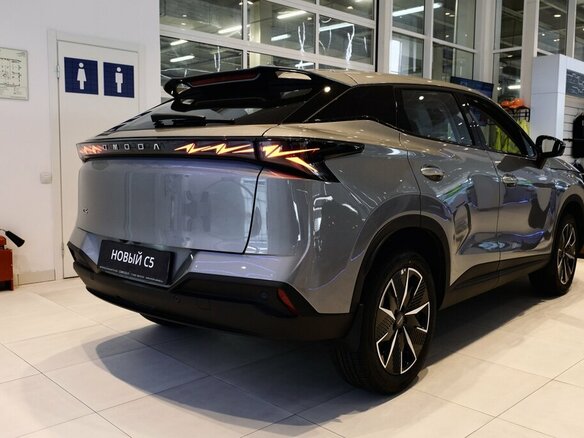 2026 Omoda C5 II, серебристый - вид 7