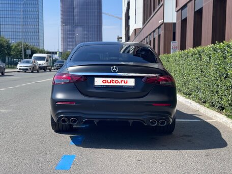 2022 Mercedes-Benz E-Класс AMG 53 AMG V (W213) Рестайлинг, чёрный, 6800000 рублей, вид 4