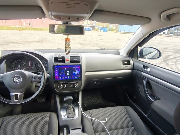 2010 Volkswagen Jetta V, серый, 650000 рублей - вид 4