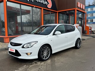2010 Hyundai i30 I Рестайлинг, белый, 700000 рублей, вид 2