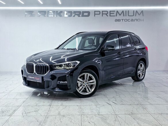 2019 BMW X1 18d xDrive II (F48) Рестайлинг, чёрный, 3130000 рублей
