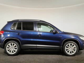 2013 Volkswagen Tiguan I Рестайлинг, синий, 920000 рублей, вид 4