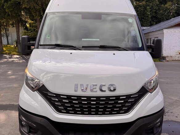 2020 Iveco Daily, белый, 3700000 рублей - вид 1