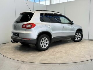 2010 Volkswagen Tiguan I, серебристый, 1060000 рублей, вид 5