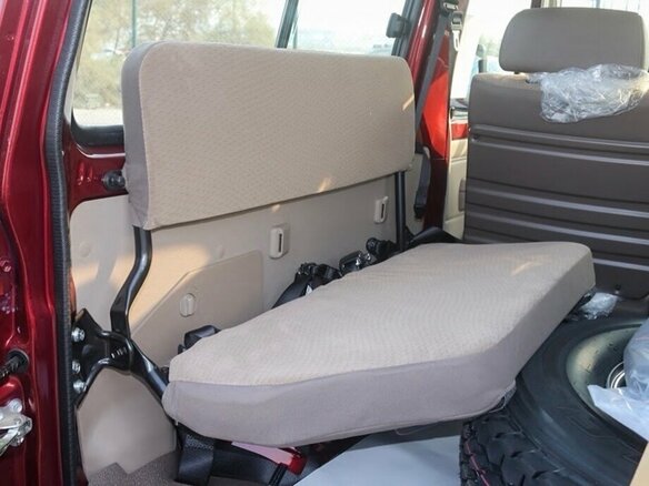 2026 Toyota Land Cruiser 71 70 Series Рестайлинг 2, красный, 10400000 рублей - вид 20