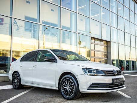 Volkswagen Jetta VI Рестайлинг