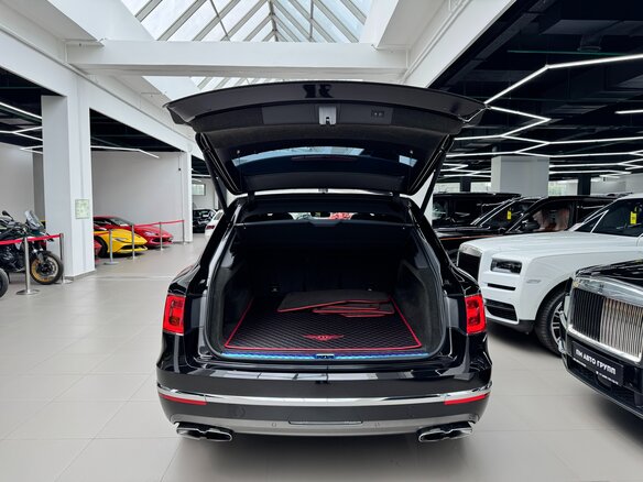 2019 Bentley Bentayga I, чёрный, 12950000 рублей - вид 38