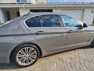 2020 BMW 5 серии 520d xDrive VII (G30/G31/G38) Рестайлинг, серый, 4150000 рублей, вид 3
