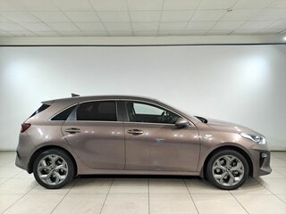 2018 Kia Ceed III, коричневый, 1670000 рублей, вид 4