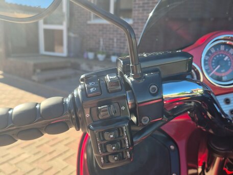 2011 Kawasaki VN1700 Vulcan, красный, 840000 рублей, вид 4
