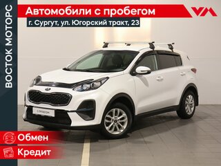 2020 Kia Sportage IV Рестайлинг, белый, 1949000 рублей, вид 1