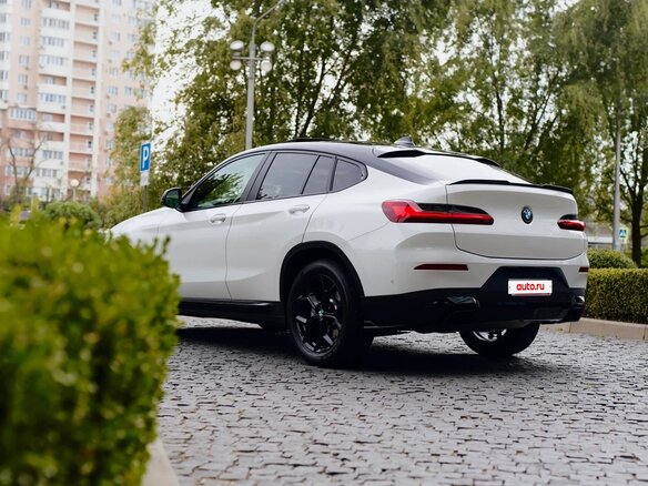 2023 BMW X4 30i II (G02) Рестайлинг, белый, 6698000 рублей - вид 9