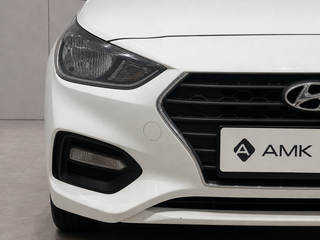 2018 Hyundai Solaris II, белый, 802289 рублей, вид 4