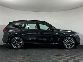 2025 BMW X5 Long 40Li IV (G05/G18) Рестайлинг, чёрный, 12600000 рублей, вид 3