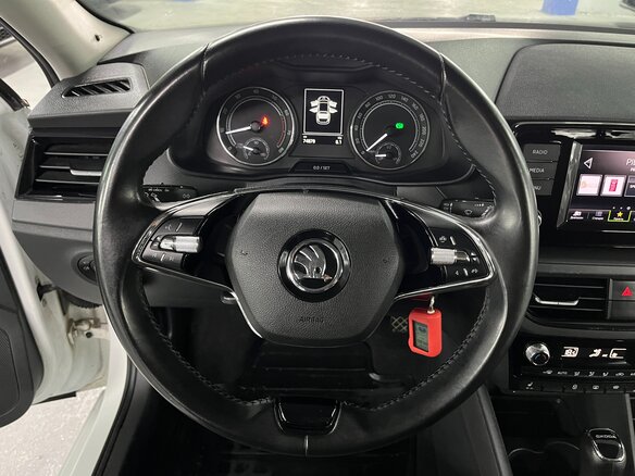 2020 Skoda Rapid II, белый, 1540000 рублей - вид 12
