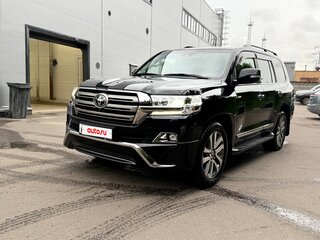 2016 Toyota Land Cruiser 200 Series Рестайлинг 2, чёрный, 5900000 рублей, вид 1