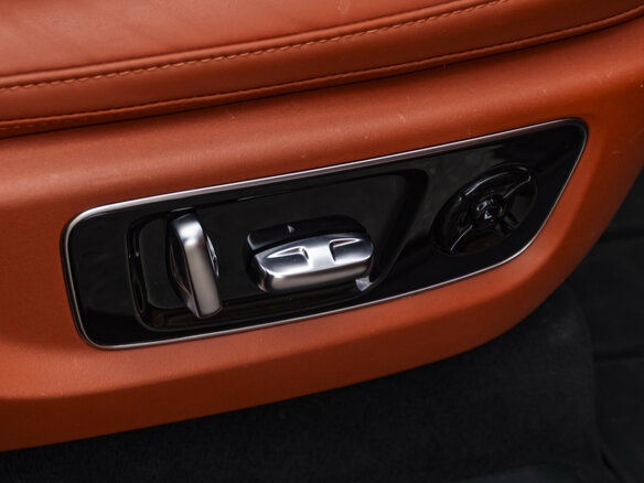 2023 Li Auto (Lixiang) L9 44.5 kWh I, чёрный - вид 23