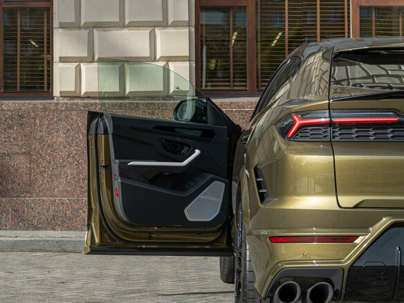 2025 Lamborghini Urus SE I Рестайлинг, зелёный, 38790000 рублей - вид 33
