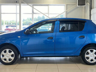 2015 Renault Sandero II, синий, 660000 рублей, вид 4