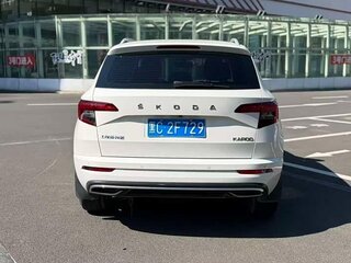 2022 Skoda Karoq DSG7 I, белый, 1526999 рублей, вид 3
