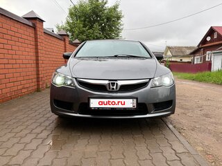 2010 Honda Civic VIII Рестайлинг, серый, 750000 рублей, вид 1