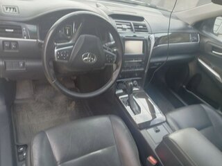 2015 Toyota Camry VII (XV50) Рестайлинг, белый, 1910000 рублей, вид 5