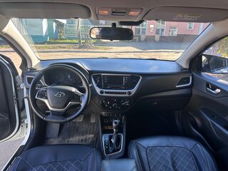 2017 Hyundai Solaris II, белый, 1350000 рублей, вид 5