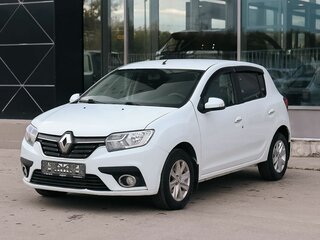 2020 Renault Sandero II Рестайлинг, белый, 685000 рублей, вид 1