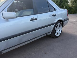 1996 Mercedes-Benz C-Класс 180 I (W202), белый, 300000 рублей, вид 4