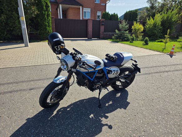 2020 Ducati Scrambler 800, серебристый, 832068 рублей