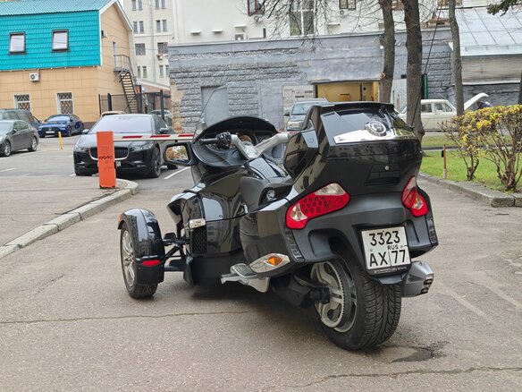 2011 BRP Can-Am Spyder, чёрный, 1600000 рублей - вид 6