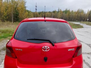 2008 Toyota Yaris Multimode II, красный, 680000 рублей, вид 2