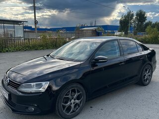 2012 Volkswagen Jetta VI, чёрный, 850000 рублей, вид 4