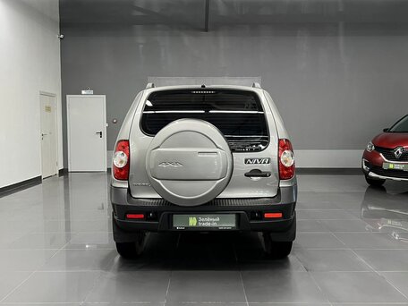 2014 Chevrolet Niva I Рестайлинг, коричневый, 690000 рублей, вид 4
