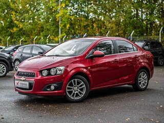 2014 Chevrolet Aveo II, красный, 550000 рублей, вид 1