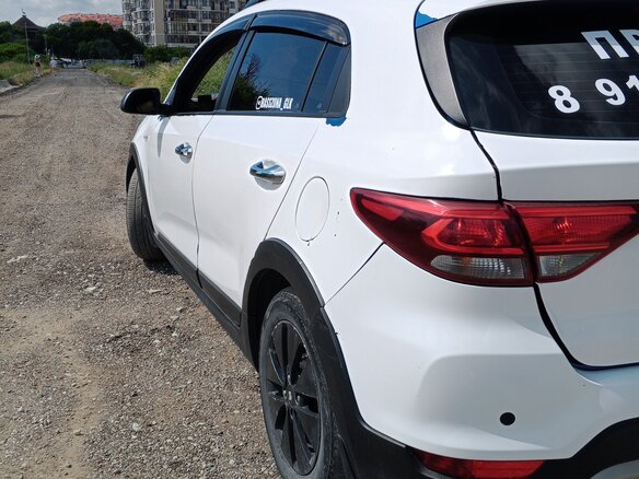 2018 Kia Rio X-Line IV, белый, 1300000 рублей - вид 1