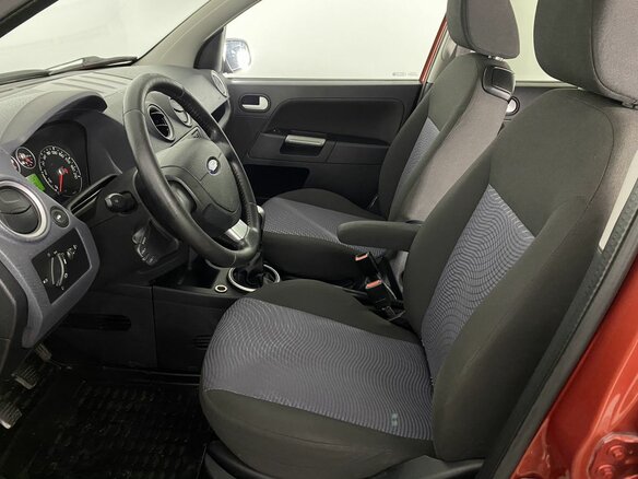 2007 Ford Fusion I Рестайлинг, красный, 550000 рублей - вид 10