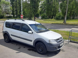 2018 Lada (ВАЗ) Largus Cross I, белый, 700000 рублей, вид 3