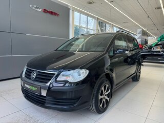 2008 Volkswagen Touran I Рестайлинг, чёрный, 599000 рублей, вид 1